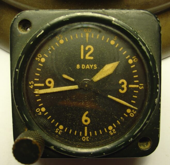 1941 Longines Wittnauren Watch Co. 180 €.